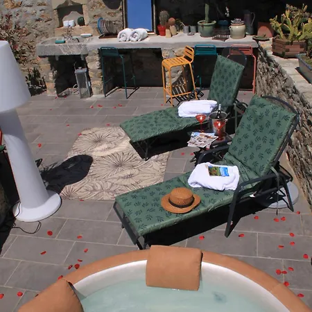 Bed & Breakfast La Demeure Des Maitres 3*