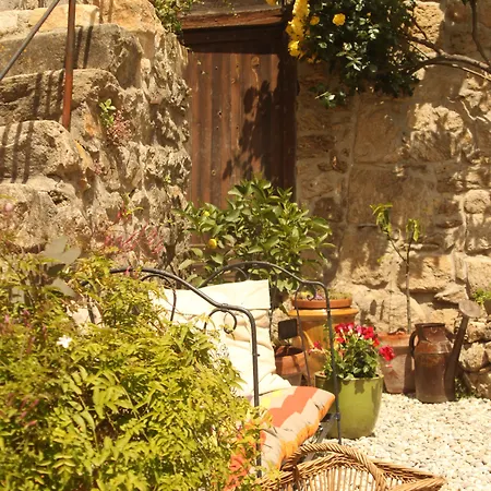 La Demeure Des Maitres 3* Chirols