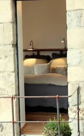 La Demeure Des Maitres Oda ve Kahvaltı Chirols